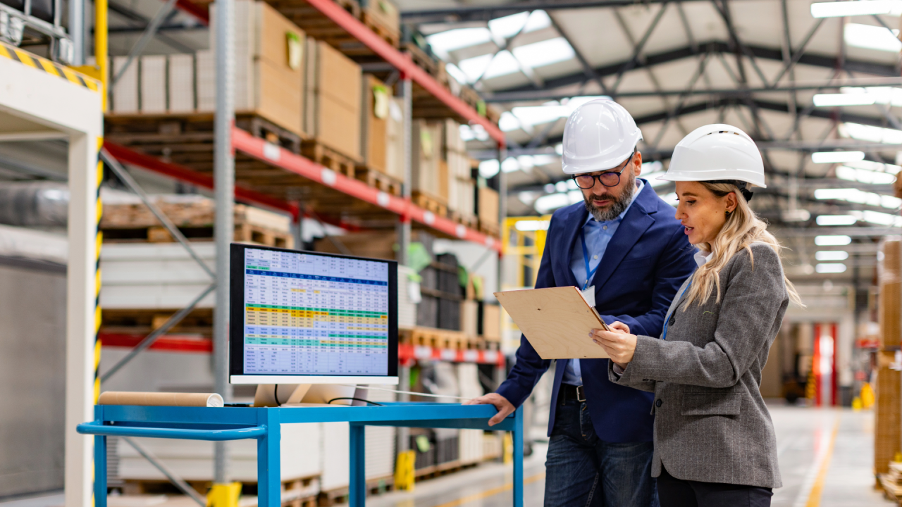 How Do Facilities Firms Win Federal Contracts?