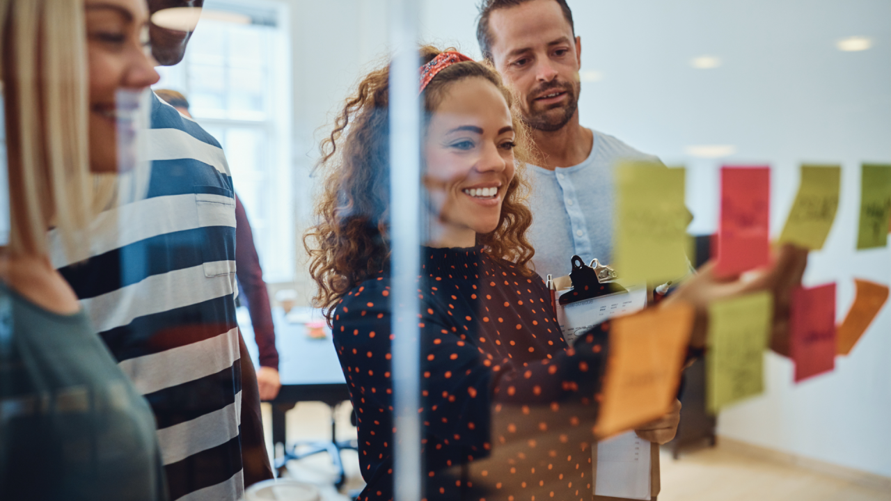 How Do Marketing Firms Win Federal Contracts?